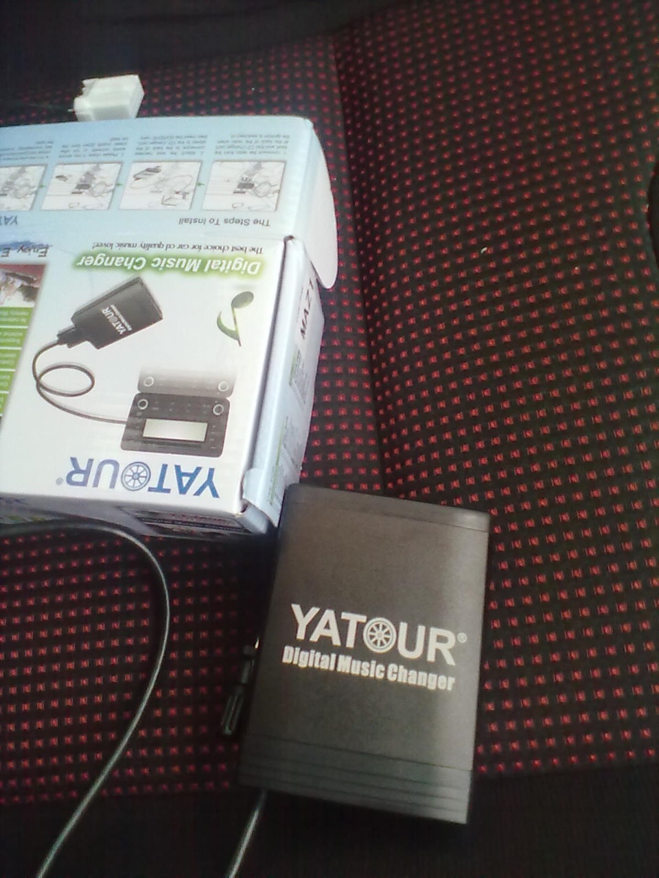 Встановив USB-адаптер Yatour M-06 2