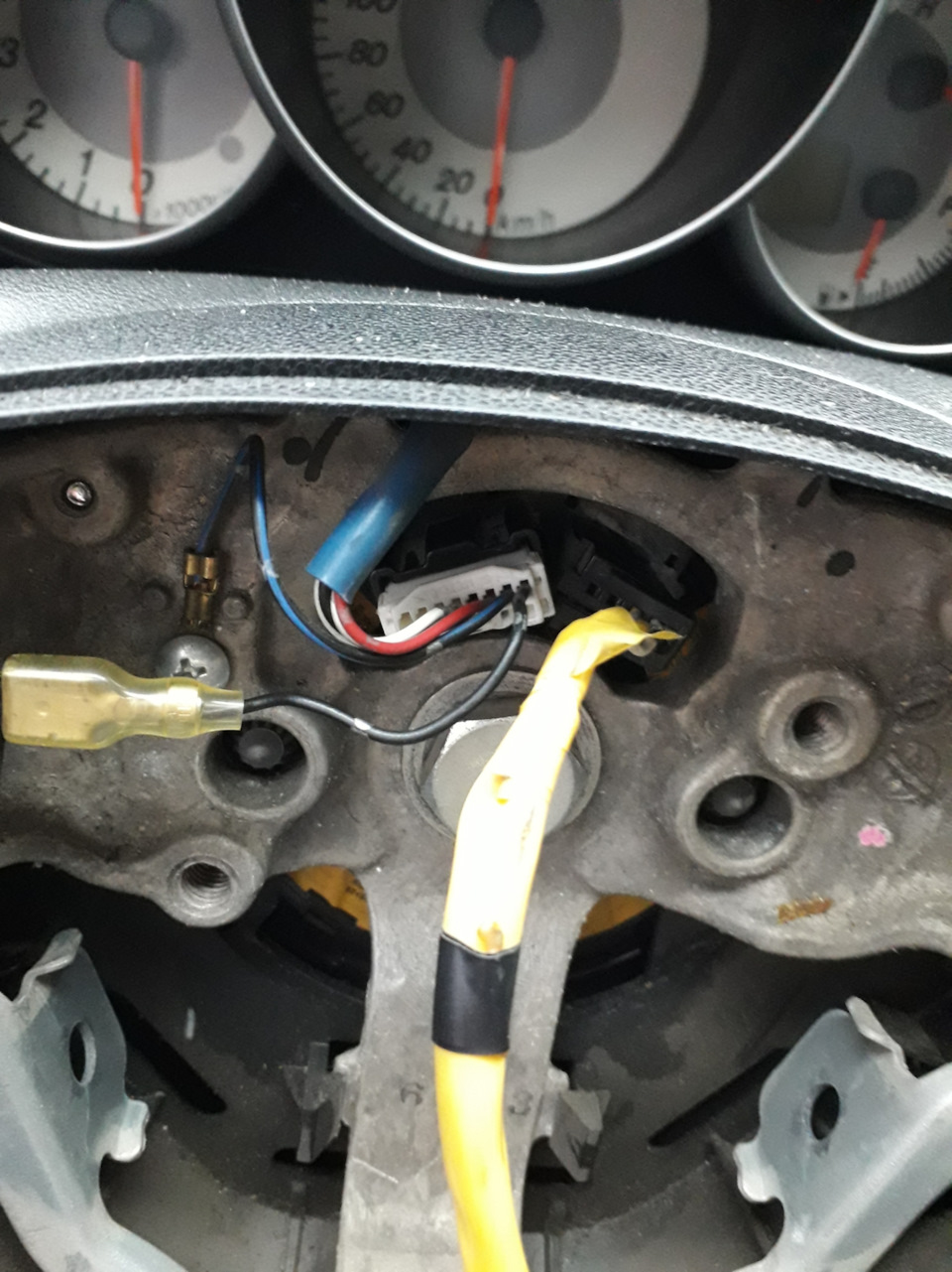Ремонт підрульового шлейфу mazda3 bk 2007 5