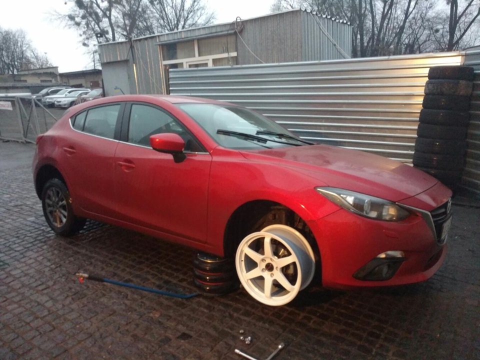 Прикладка дисків Volk Rays TE37 R18 1