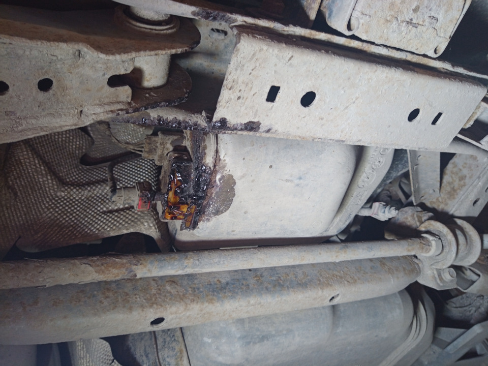 Низький рівень паливної присадки (Eolys) на Mazda 3bl diesel. 5