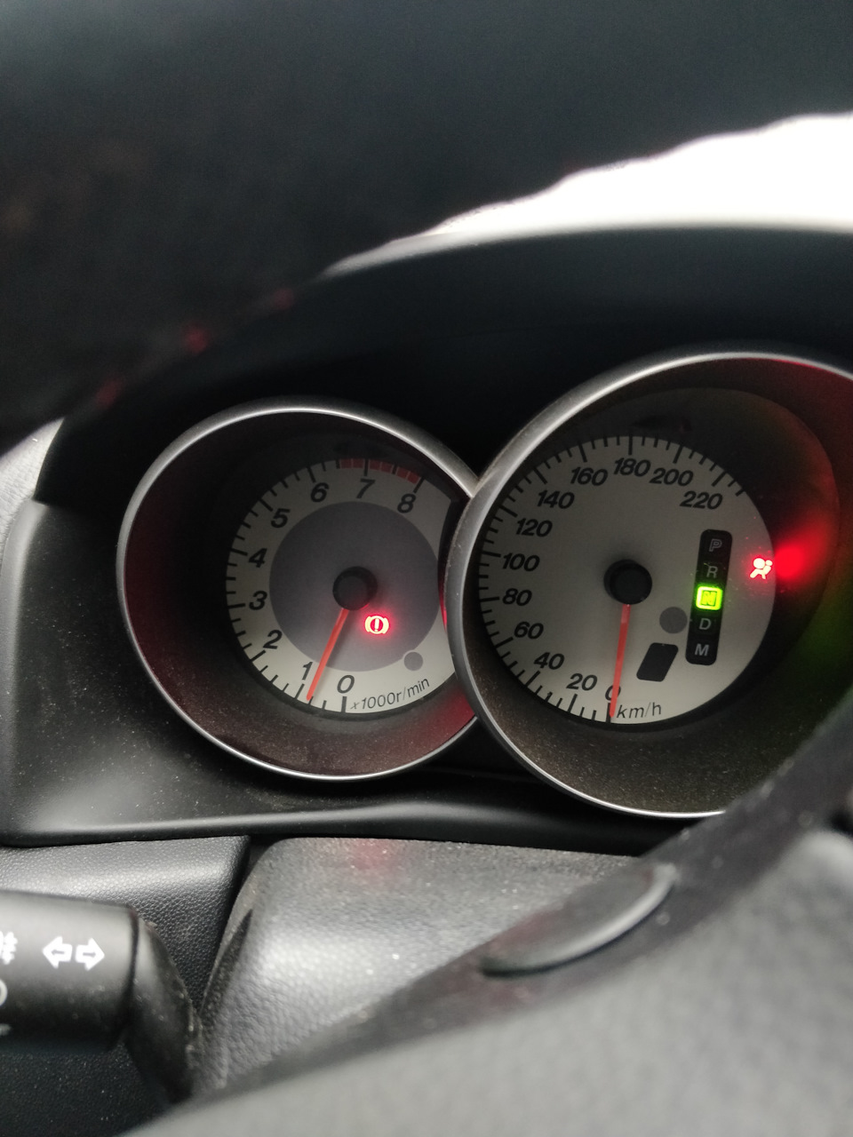 Велика витрата? Заміна датчика детонації та прокладок колектора Mazda 3 1.6 bk 4