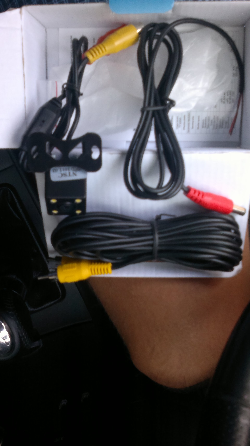 Камера заднего вида (Reverse Camera). 2