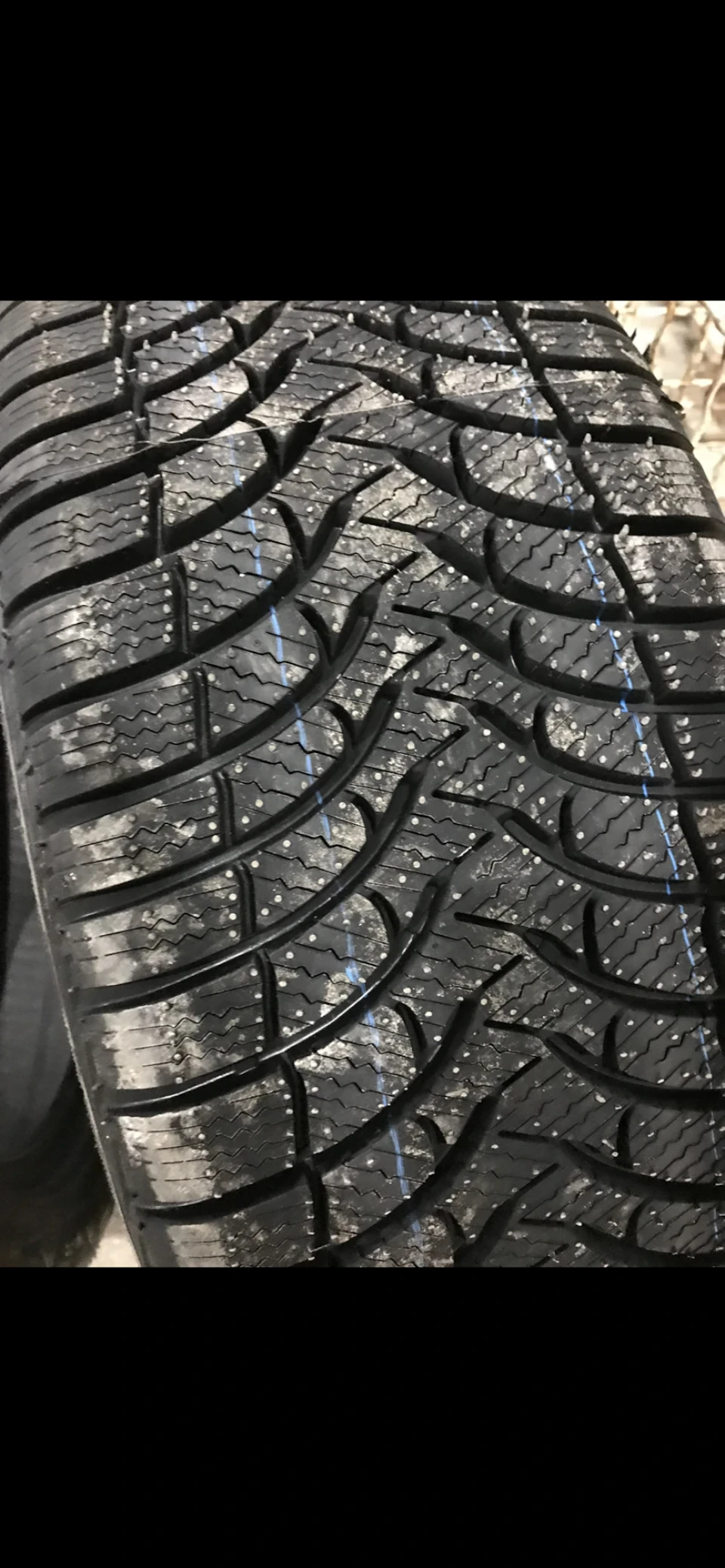 225/45 r18 Зима Польська