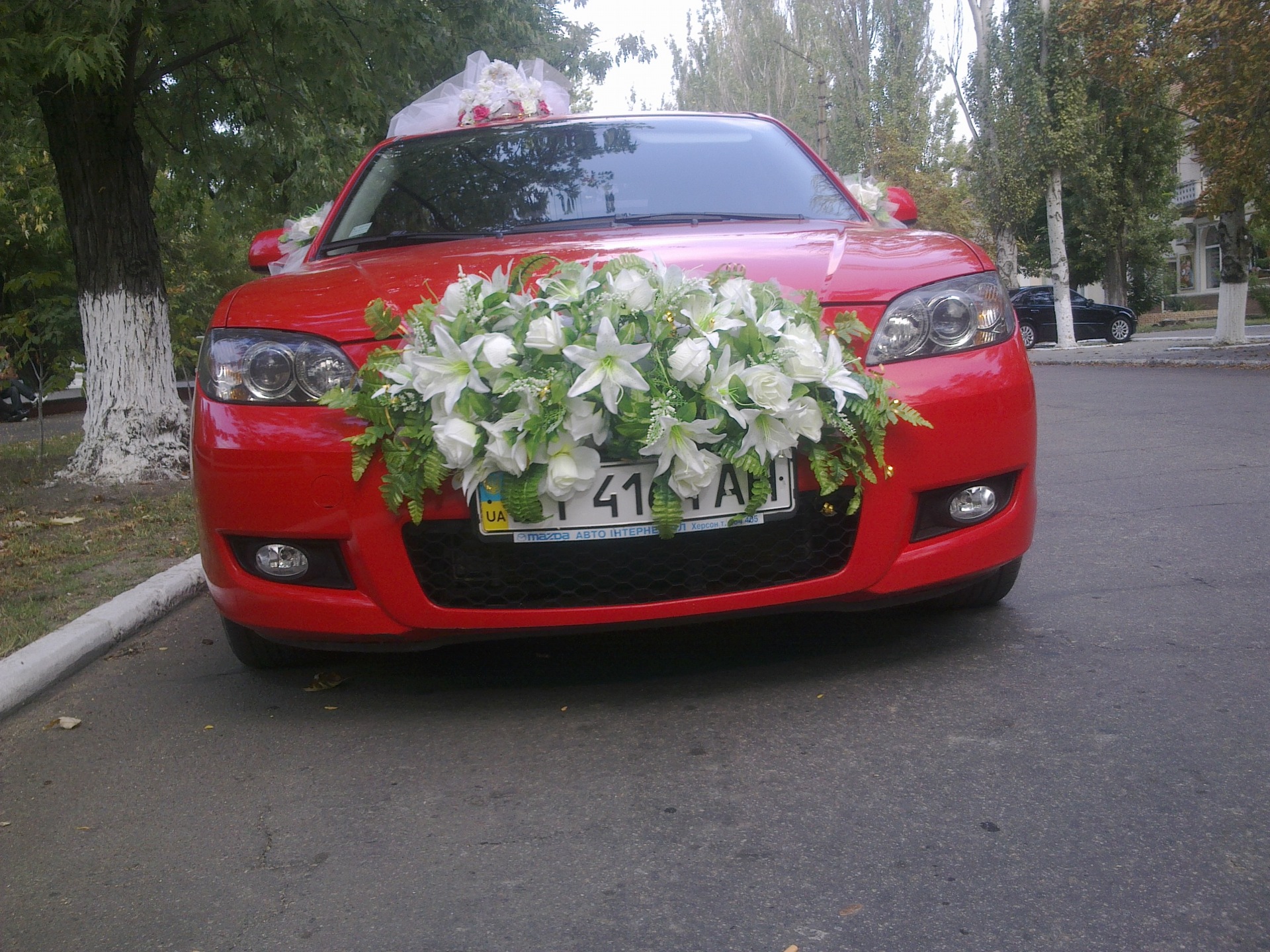 Маня 3 раз виходить заміж)))) 3
