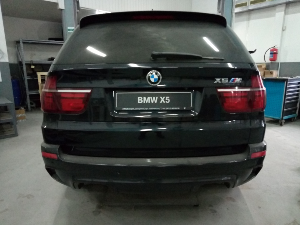 BMW X5M. Заміна турбокомпресорів. 2