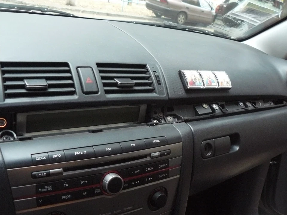mp3 для Mazda3