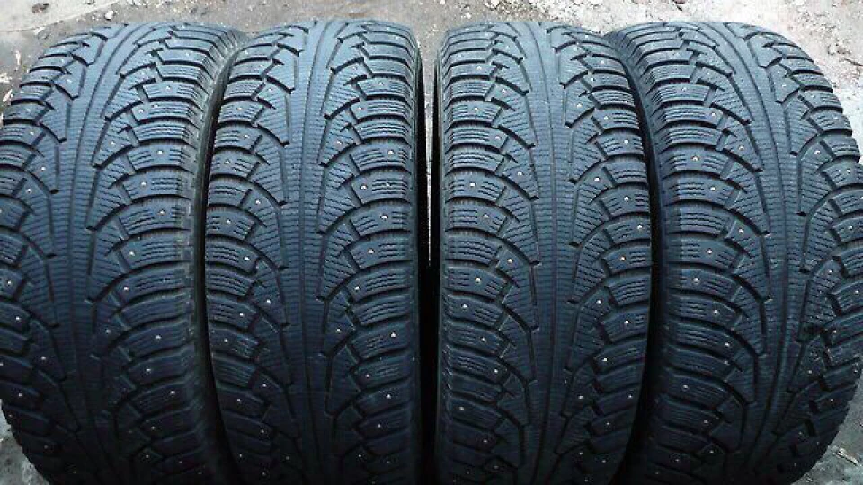 Продам зимову гуму Nokian Hakkapelitta Sport Шипи