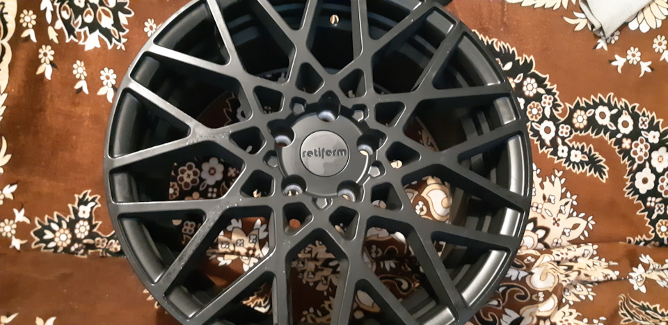 ▀▄Диски Rotiform BLQ 4