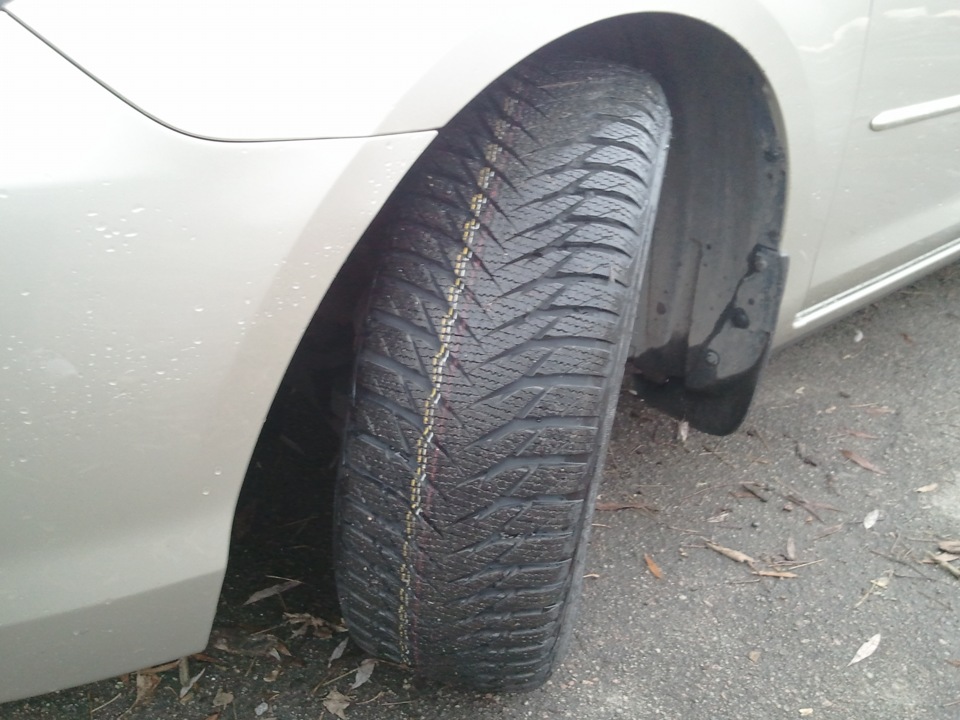 Зимова гума Goodyear UltraGrip 8 2