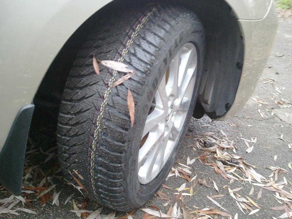 Зимова гума Goodyear UltraGrip 8 3