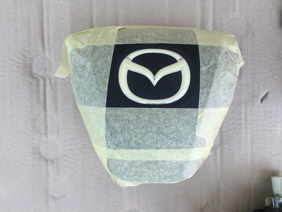 Фарбування значка Plastidip