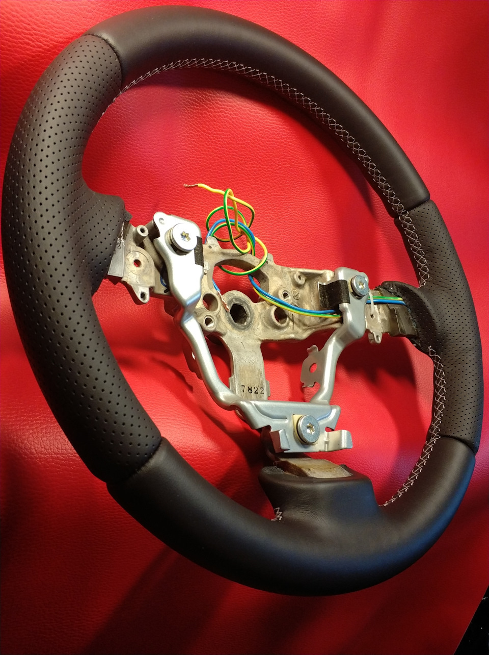#33. Перешивши керма з підігрівом від Mazda3 SP23 1