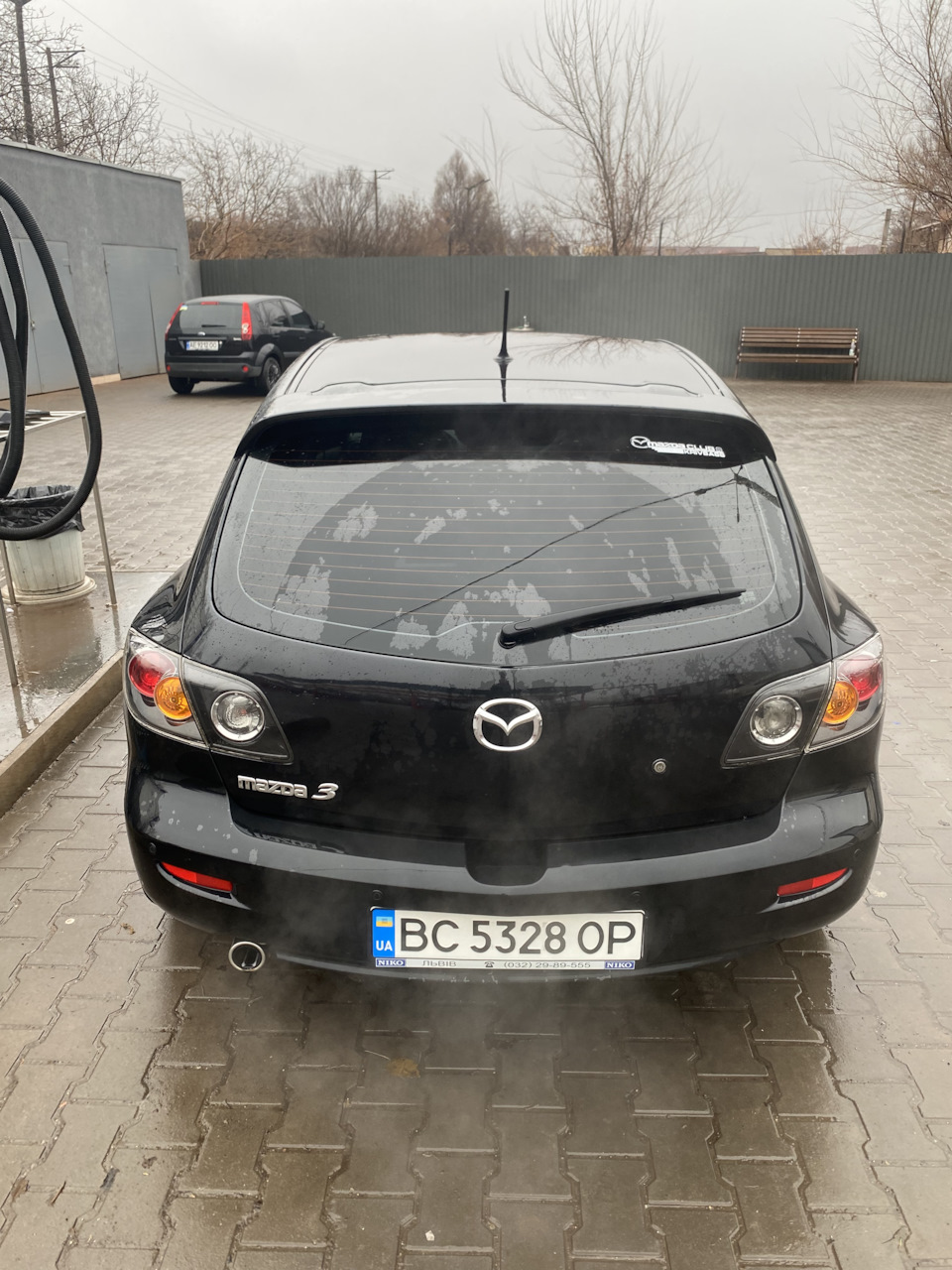 3. Задній хід mazda 3 bk від праворукою 3