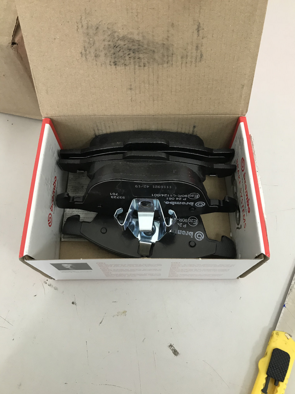 Передні гальмівні колодки Brembo 2