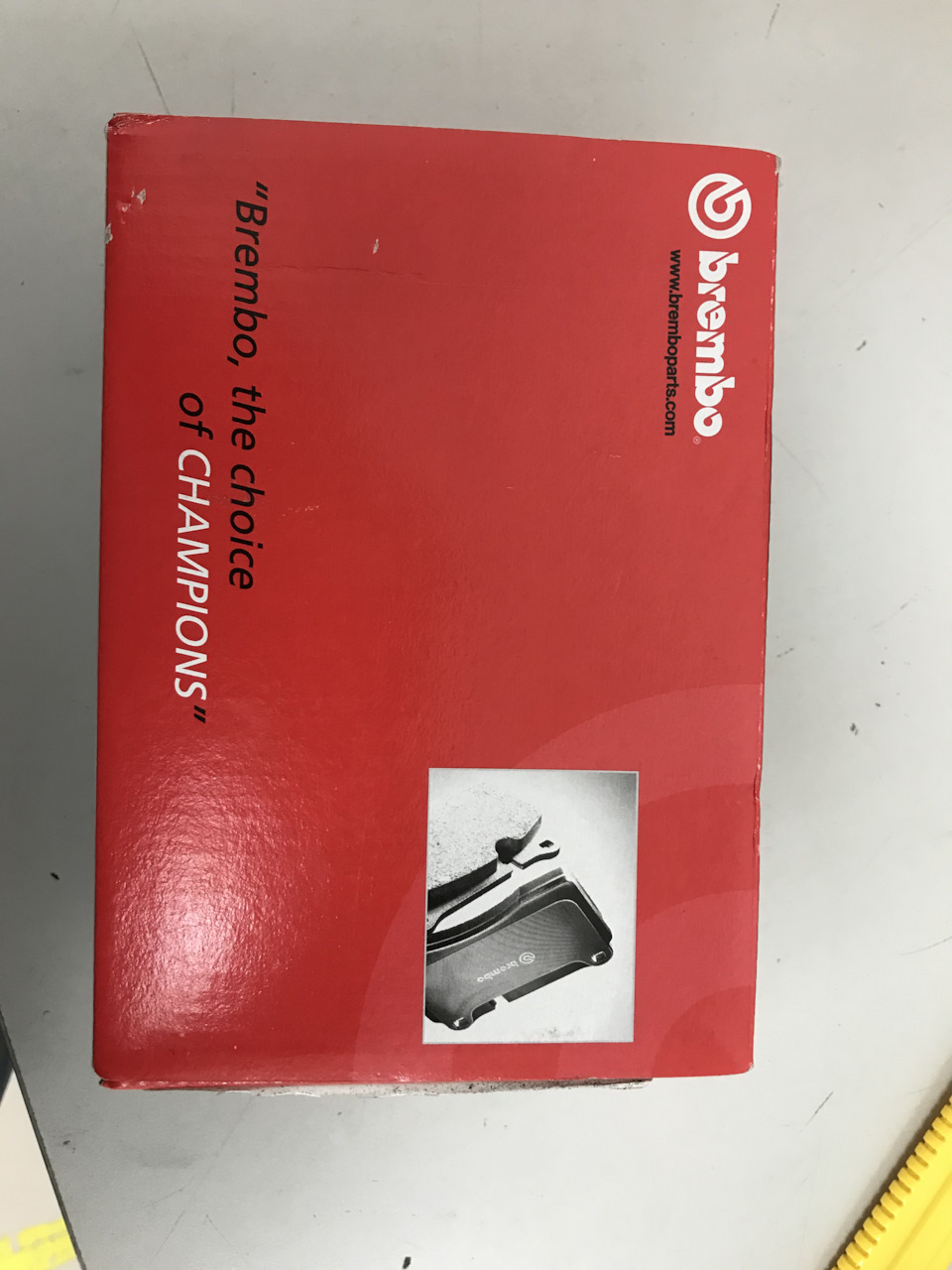 Передні гальмівні колодки Brembo 1