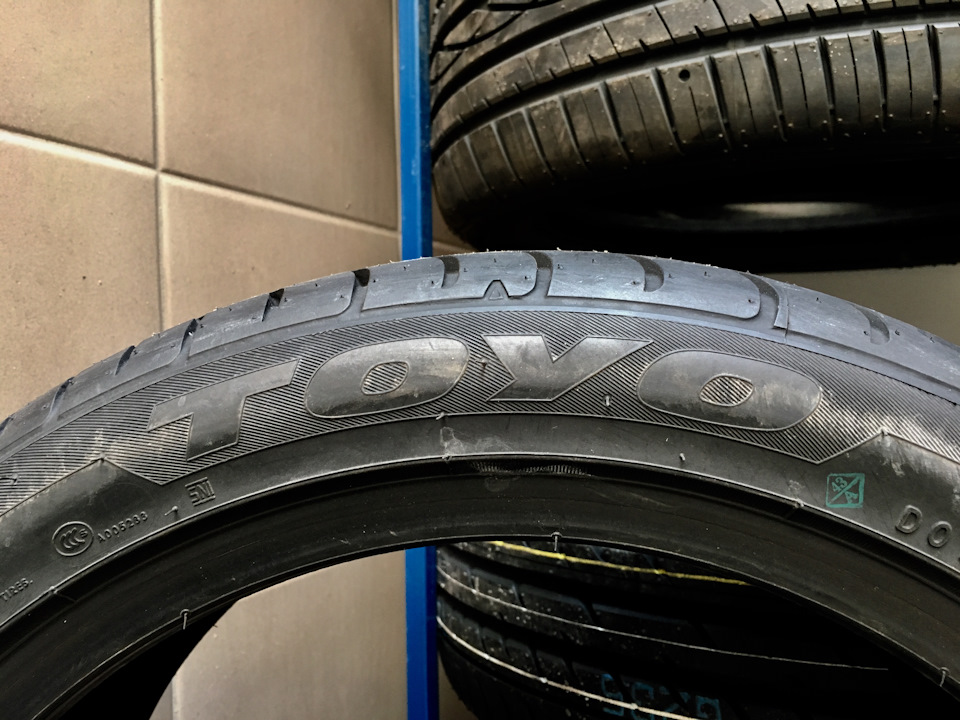 TOYO PROXES T1 SPORT 215/45 R17 91W 3
