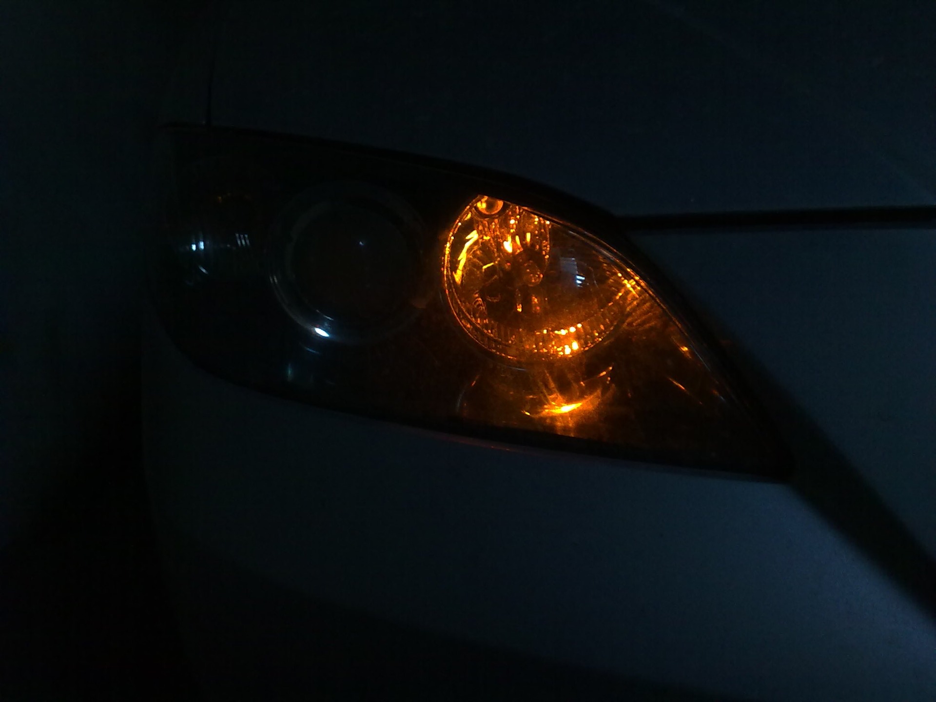 Злі очі для Mazda 3 :) 4