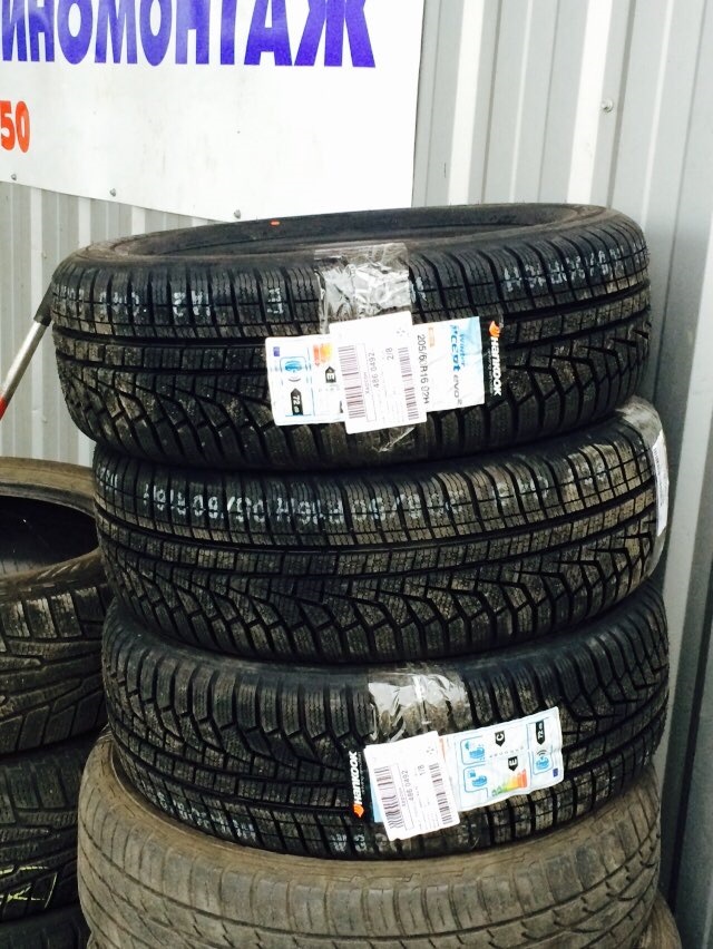 Зимняя резина Hankook Winter I*Cept Evo 2 W320 3