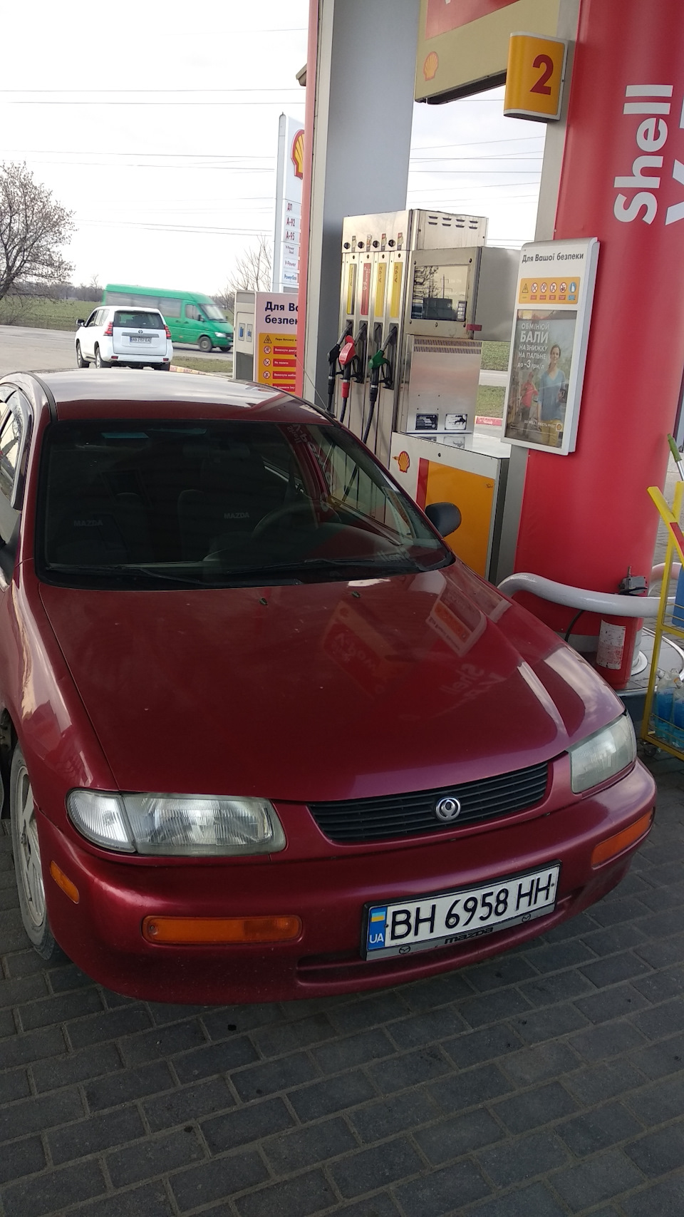 Mazda Protege 1