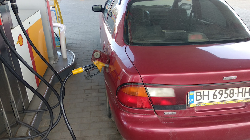 Mazda Protege 2