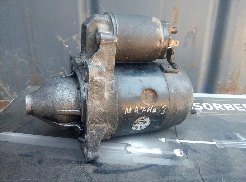 Стартер мазда 323 BA 12v 0.9 kw (продам або обмін)