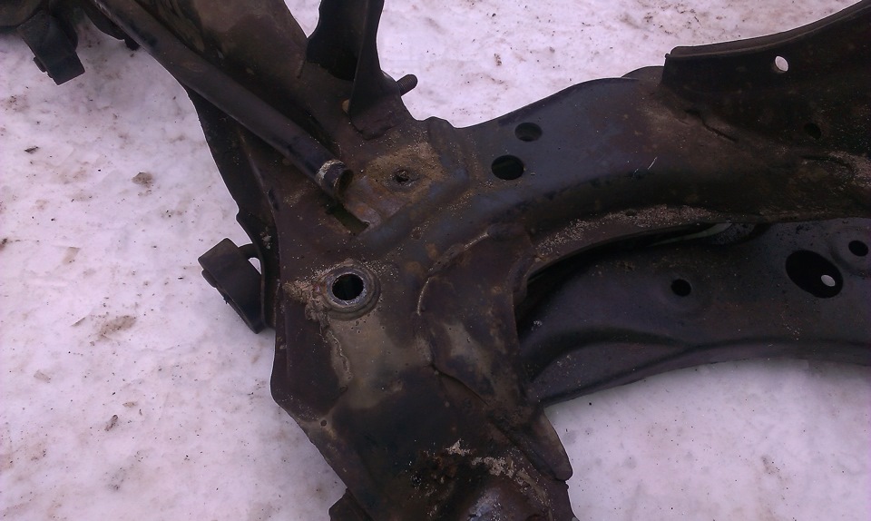 Заміна переднього стабілізатора MAZDA 323 BG S 3