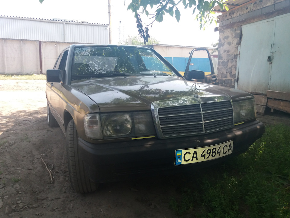 Ще один трактор.190й 1