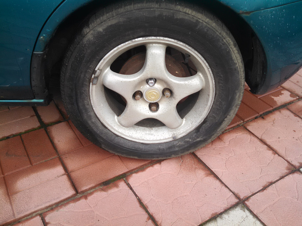 Mazda 323F ba 1.8 1997 р. за шматками))) 4