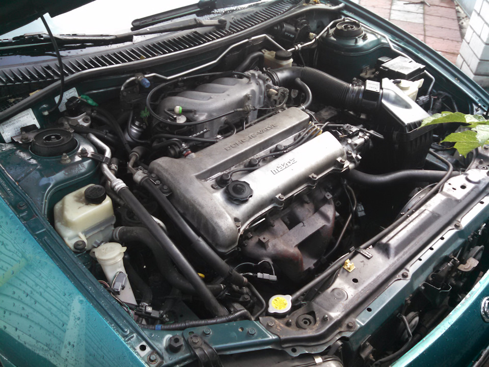 Mazda 323F ba 1.8 1997 р. за шматками))) 1