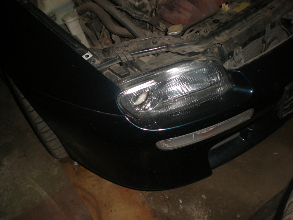 Розбирається донор Mazda 323f ba 1.5 1996 4