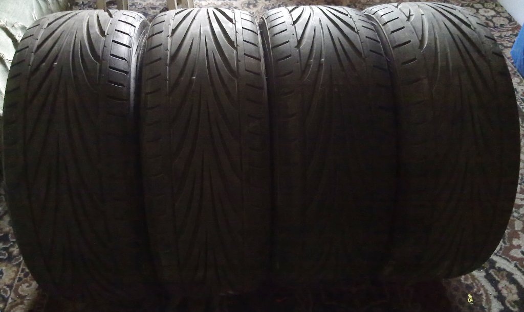 Toyo Proxes T1R 215/45/17 (заужаемся) 4