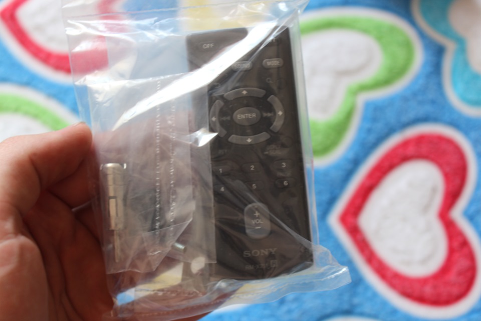 Новий мафон Sony CDX-GT660UE 3