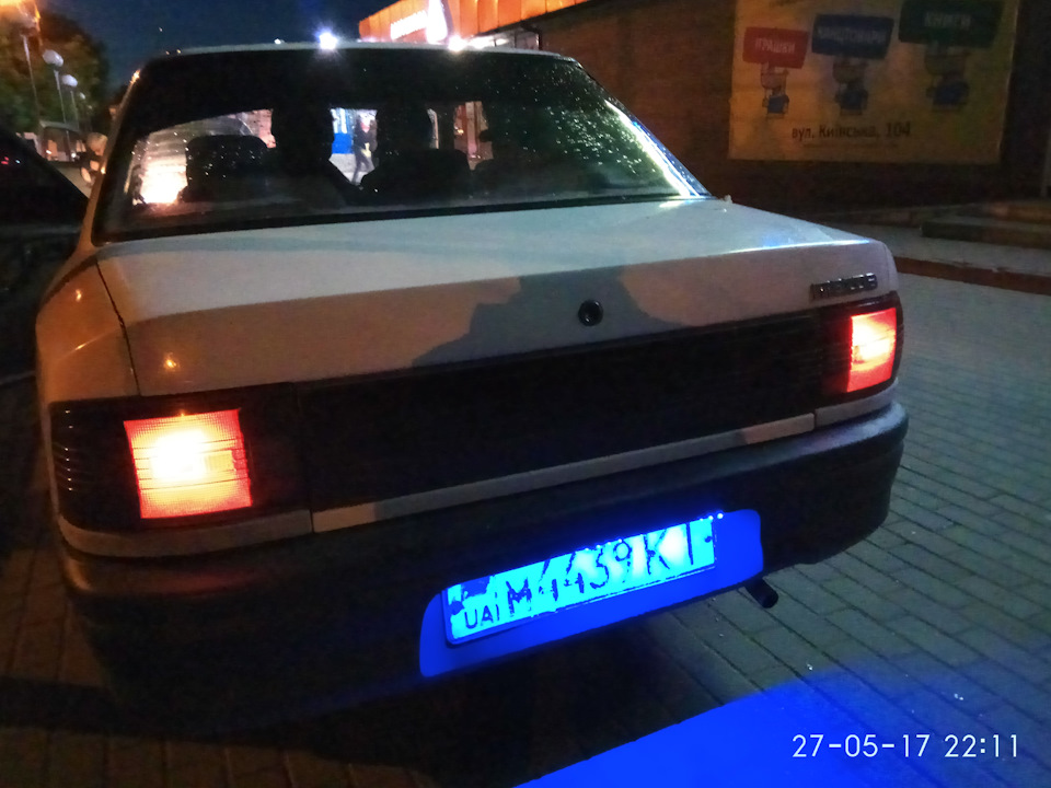 Підсвітимо номери. 1