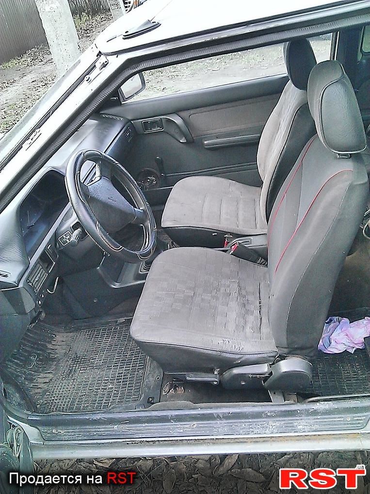 пару фоток салону та з сайту автопродажу! 5