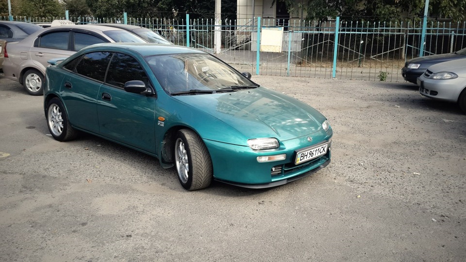 губа від Seat Cupra 4