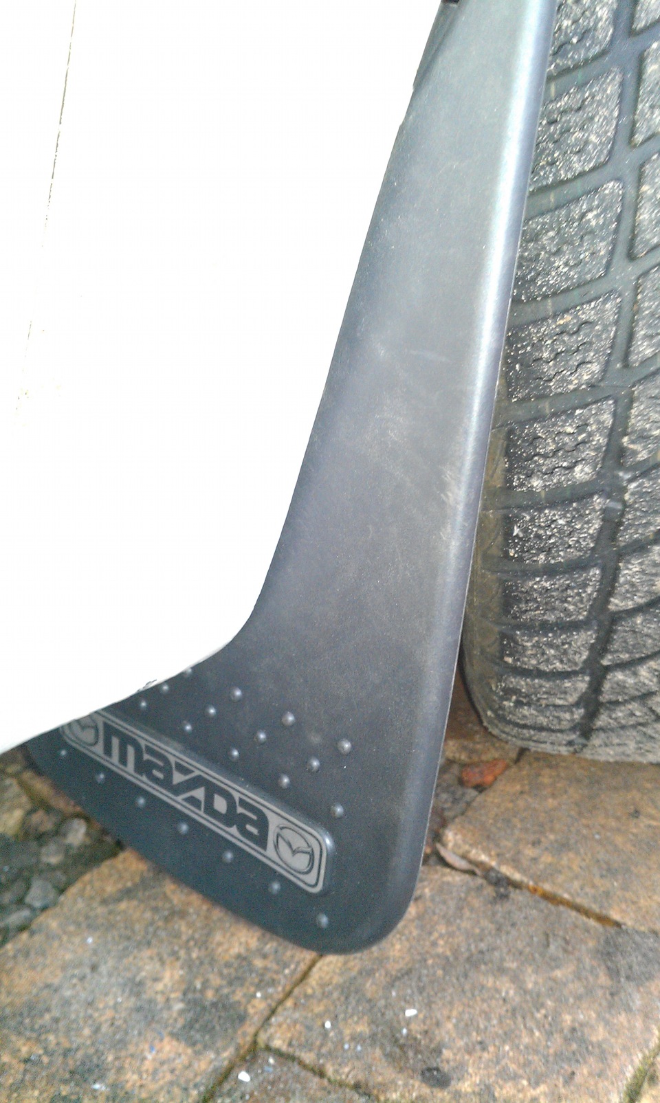 Бризковики Mazda 3