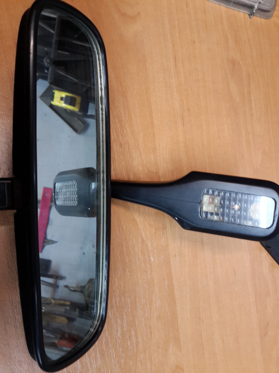 LED ліхтар у місце заглушки дзеркала заднього виду. 5
