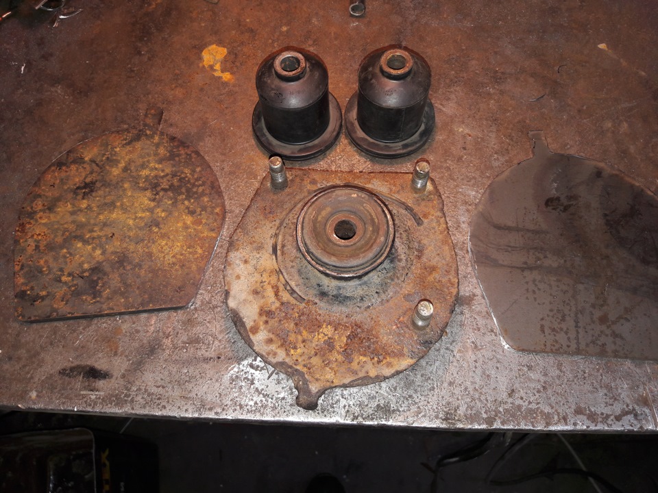Задні опори стійок MAZDA 323F BA своїми руками. 5