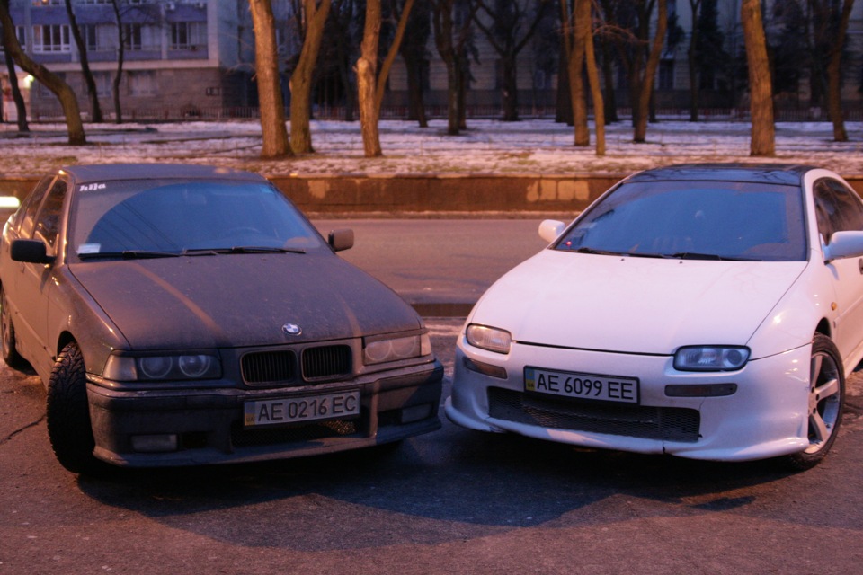 Просто фото Mazda vs BMW:) 5