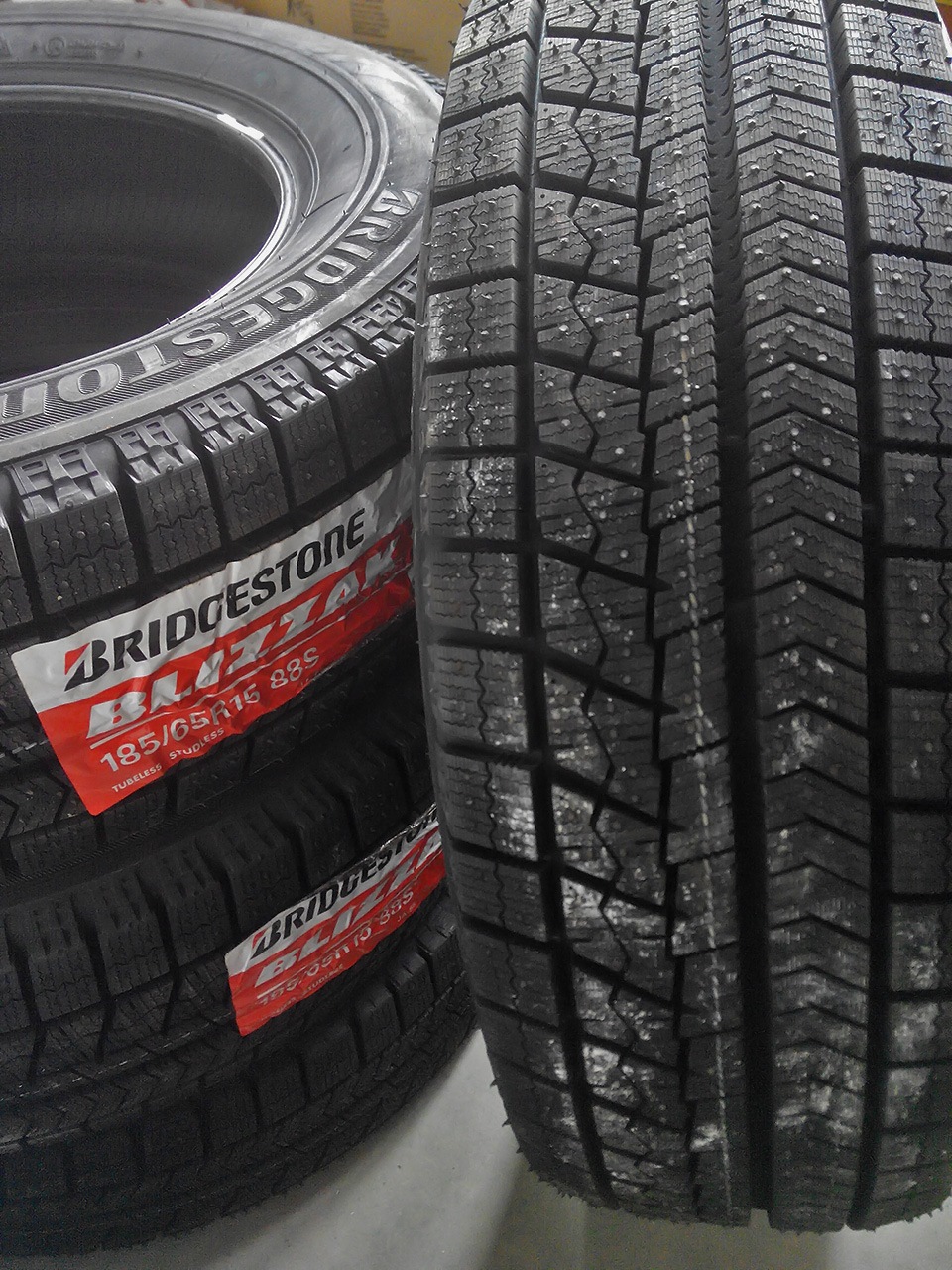 Зимняя резина Bridgestone Blizzak VRX 4