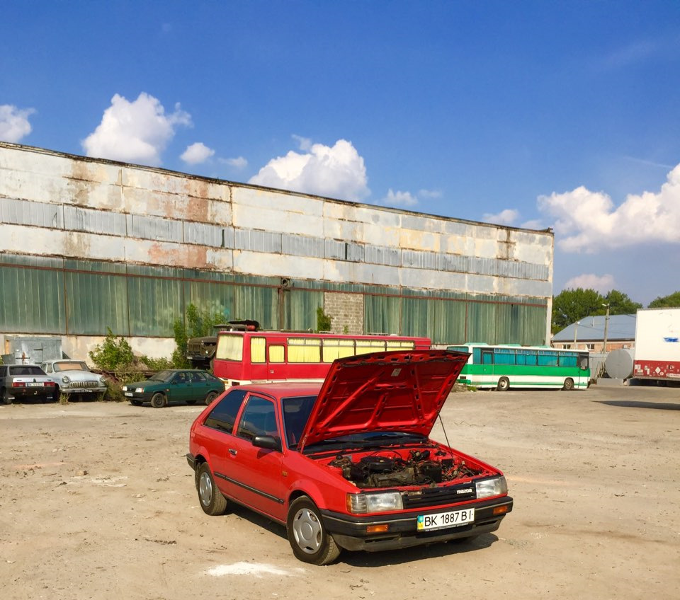Один день з Mazda 323 BF 5