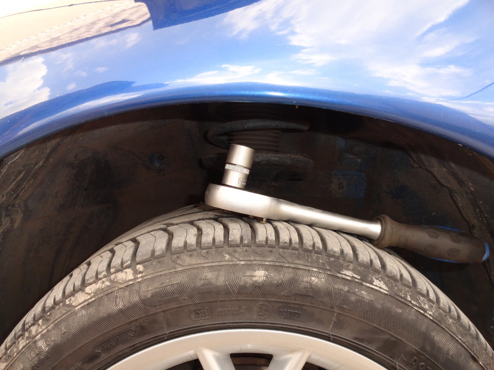 Установка стоек mazda speed tokico 4