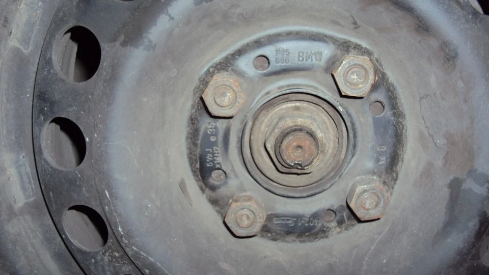 Диски BMW VW на Mazda 323