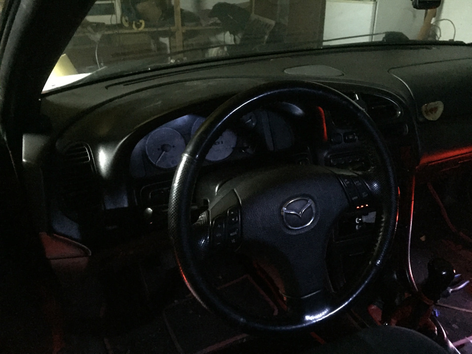 Встановлення керма від Mazda 6 1