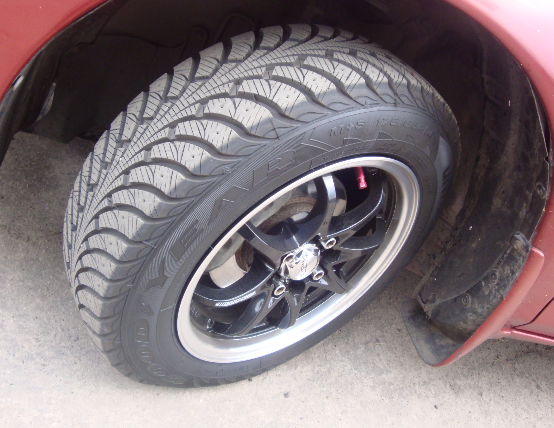 Нова гума GoodYear Ultra Grip Extreme + фарбування дисків + нові ніпеля 3
