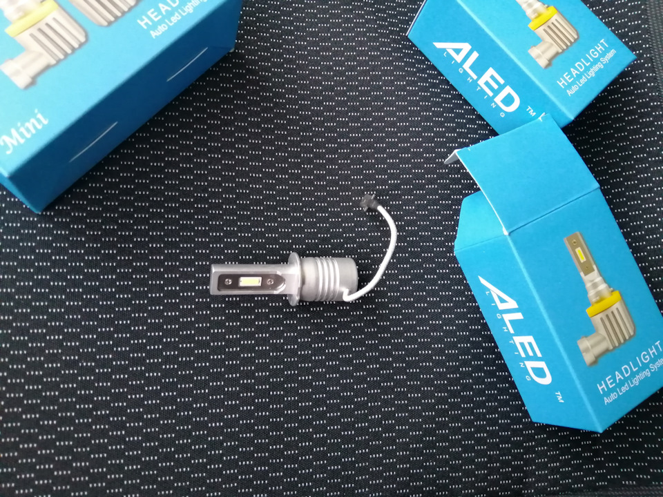Світлодіоди в протитуманні фари ALED H3 MH3 6500K 2000lm Reflector 5
