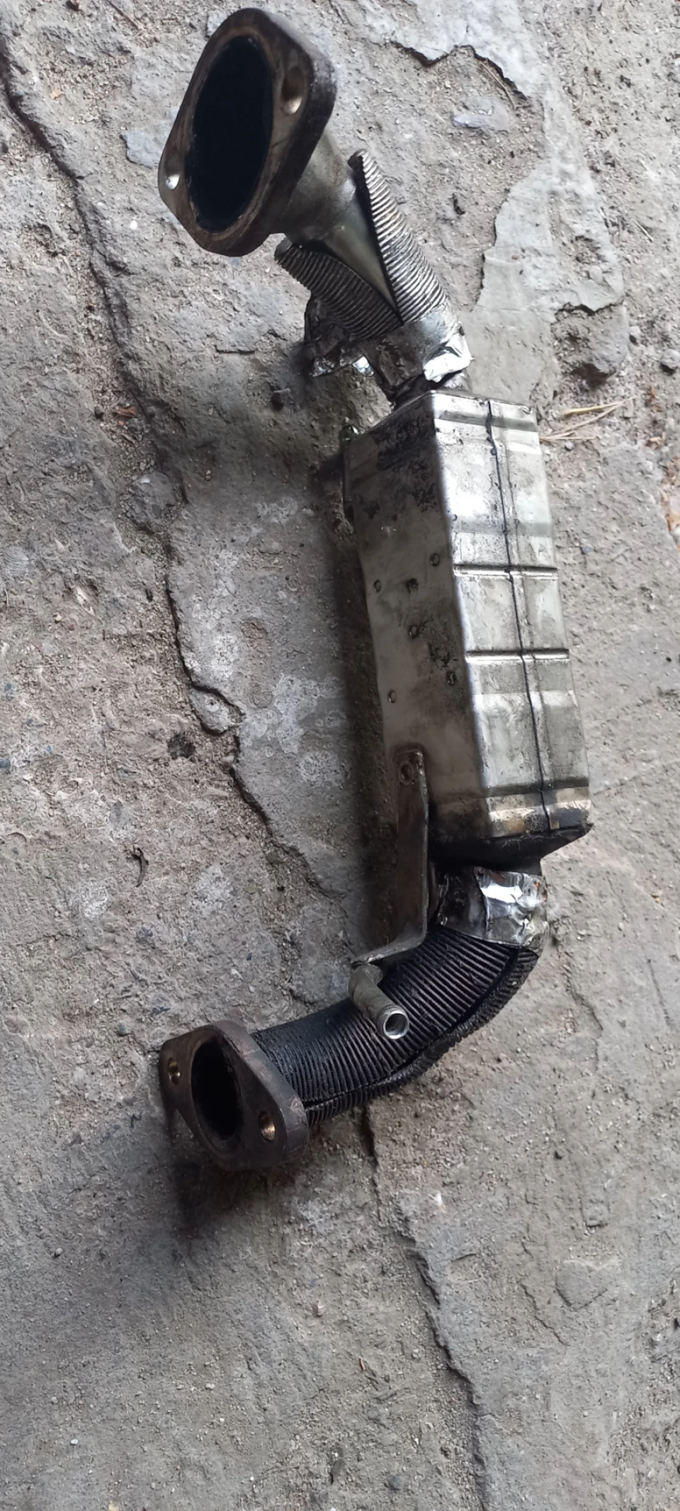 Видалив залишки екології двигуна RF7g