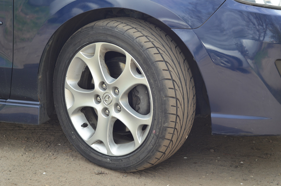 Dunlop direzza dz101 215/50 R17 3