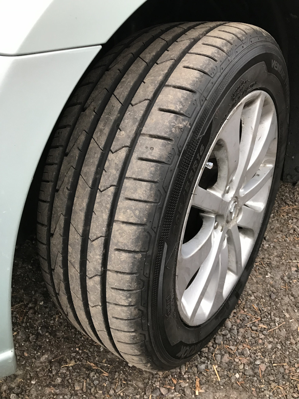 Літні тапочки205/55 r16 Hankook Ventus prime 3 1