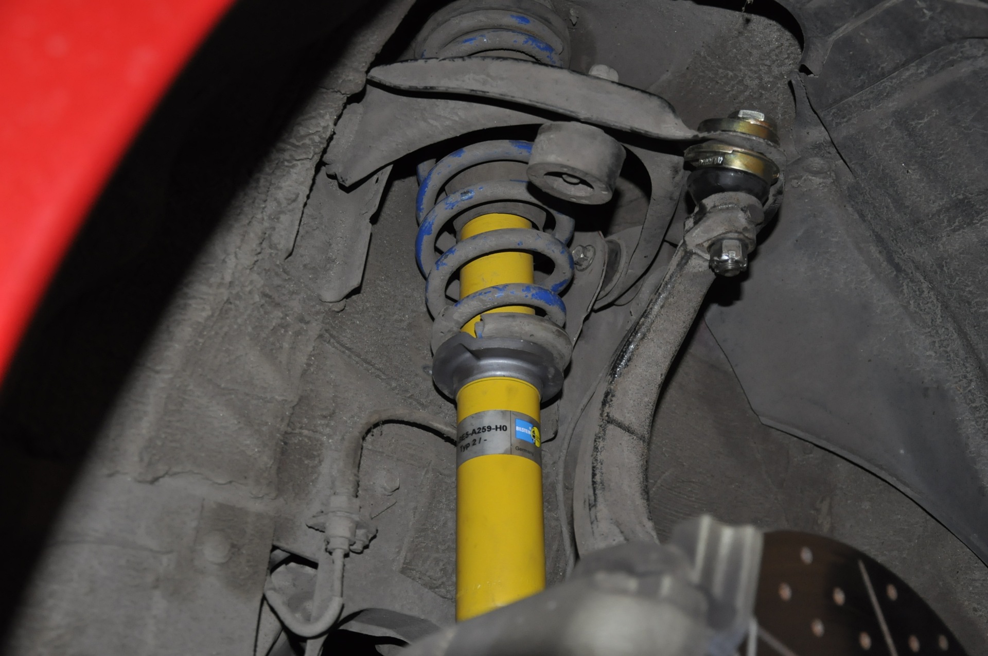 Встановлення амортизаторів Bilstein B8 Sprint 2